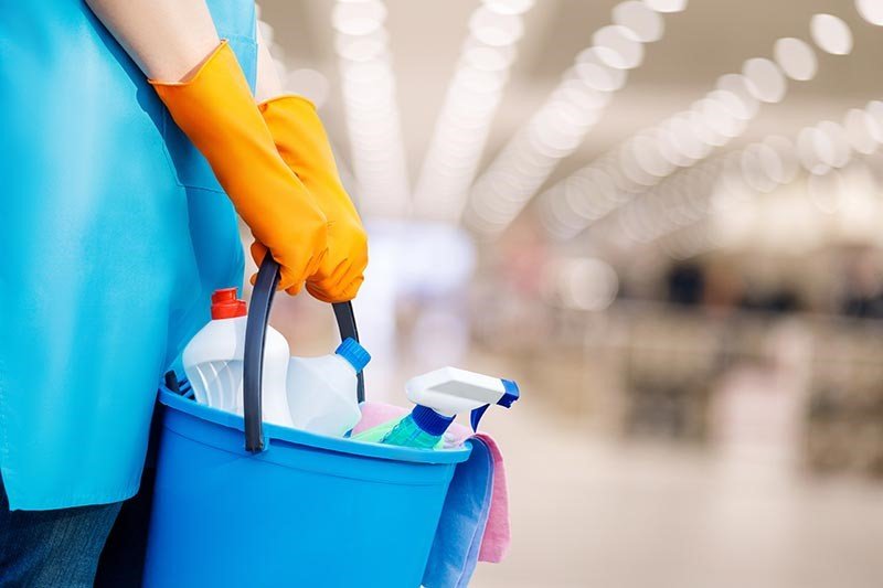Reasons to Hire the Services of the House Cleaning Company: