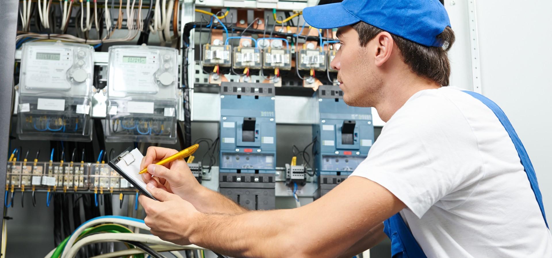 Necessary benefits for online Electrician services