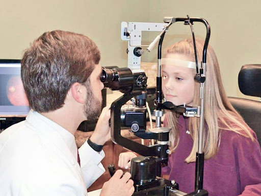 Why Regular Eye Care Services Are Essential for Maintaining Optimal Vision?